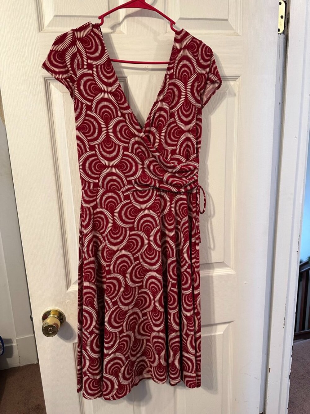 Burgany London Times Faux Wrap Knee Length Cap Sleeve Dress.  Size 10.